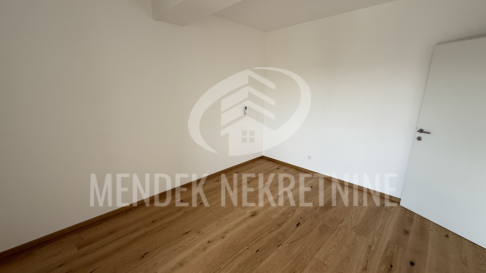 JEDINI I NAJBOLJI PENTHOUSE! LUKSUZ U STROGOM CENTRU GRADA !!!!