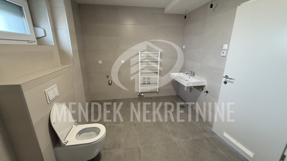 JEDINI I NAJBOLJI PENTHOUSE! LUKSUZ U STROGOM CENTRU GRADA !!!!