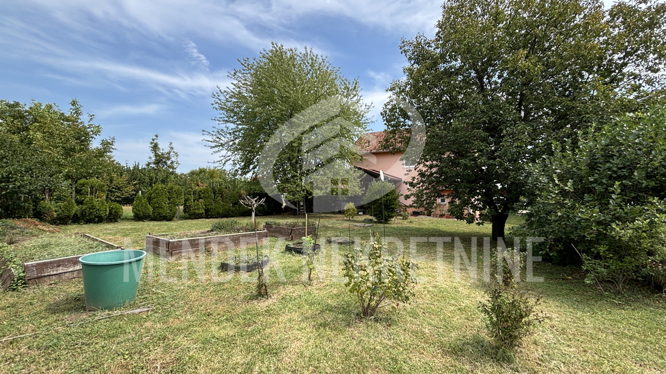 House&comma; 160 m2&comma; For Sale&comma; Trnovec Bartolove&ccaron;ki - &Zcaron;abnik
