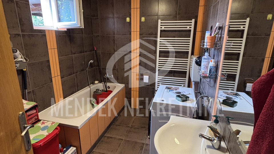 House&comma; 160 m2&comma; For Sale&comma; Trnovec Bartolove&ccaron;ki - &Zcaron;abnik