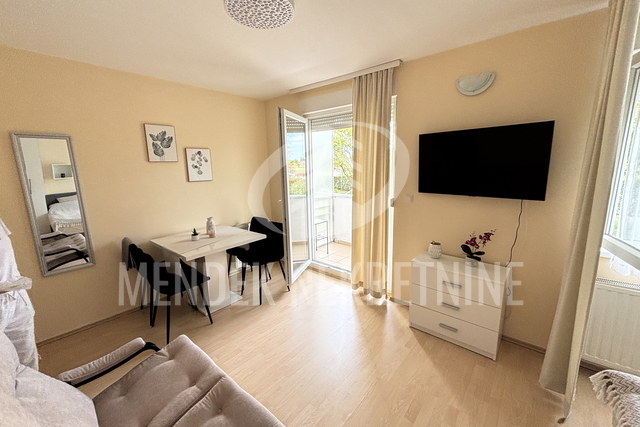 STAN - PARKING -BALKON- SPREMIŠTE