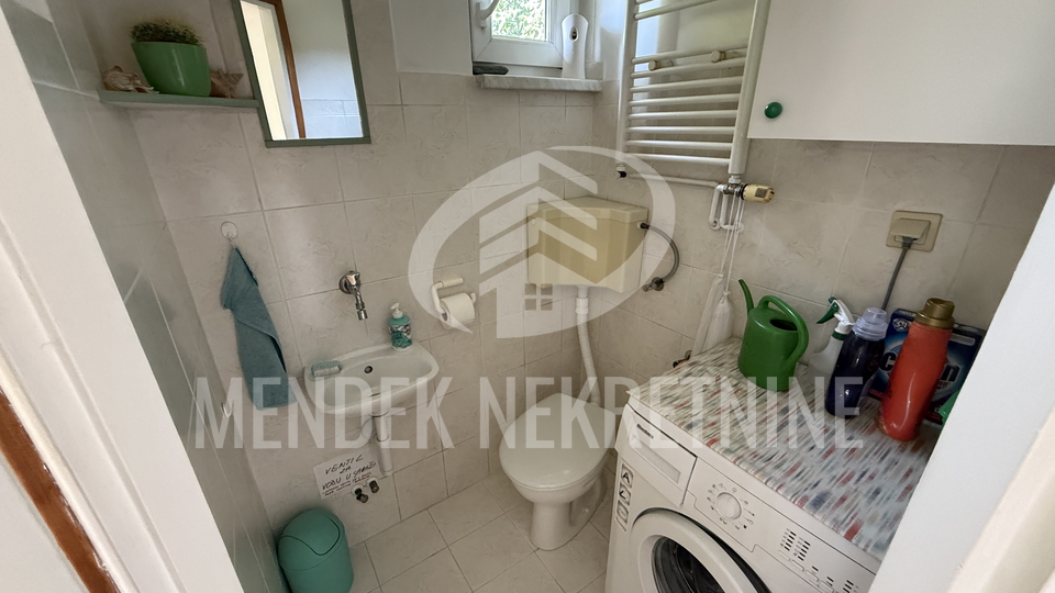 House, 100 m2, For Sale, Varaždin - Banfica