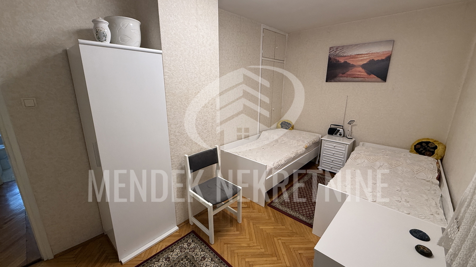 House, 100 m2, For Sale, Varaždin - Banfica