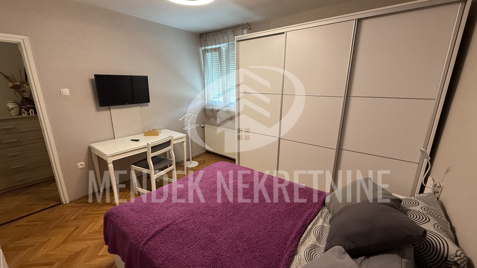 House, 100 m2, For Sale, Varaždin - Banfica