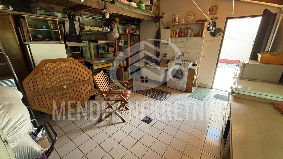 House, 100 m2, For Sale, Varaždin - Banfica
