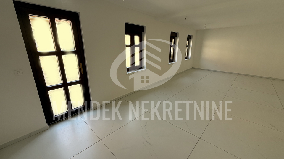 USELJIVO! 134 m2,  parkirno mjesto, Varaždin, centar, prodaja