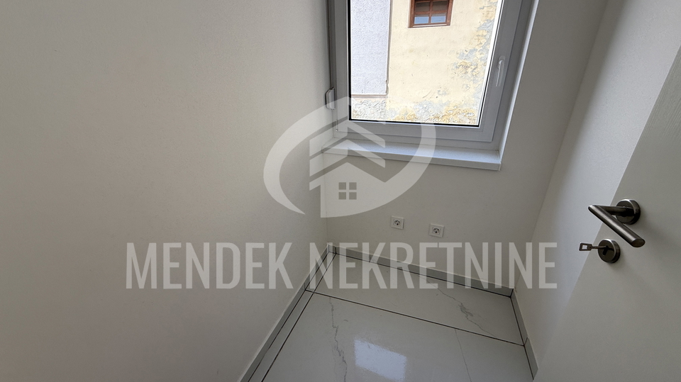 Gesch&auml;ftsraum&comma; 134 m2&comma; Vermietung&comma; Vara&zcaron;din - Centar