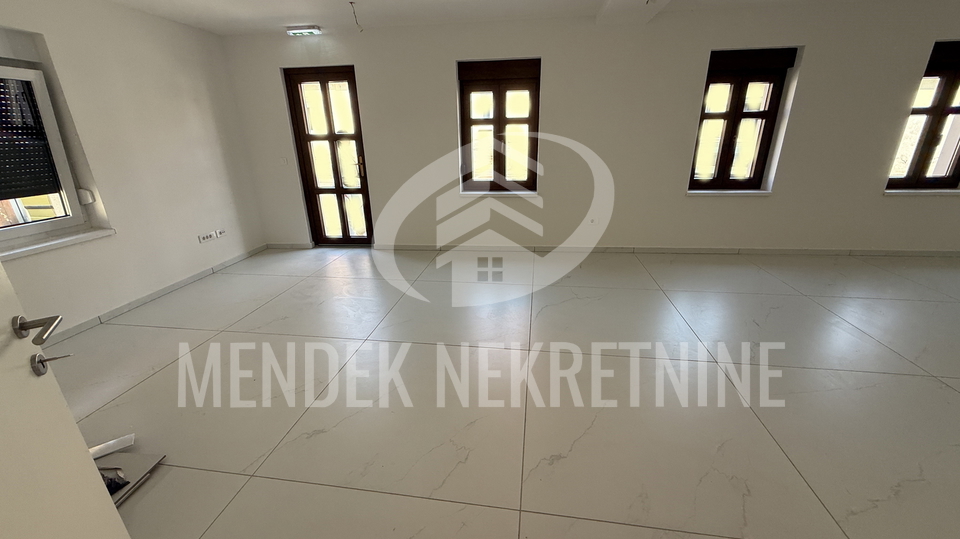 Gesch&auml;ftsraum&comma; 134 m2&comma; Vermietung&comma; Vara&zcaron;din - Centar