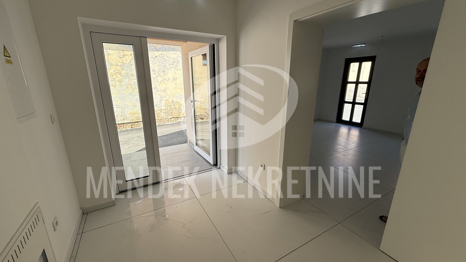 USELJIVO! 134 m2,  parkirno mjesto, Varaždin, centar, prodaja