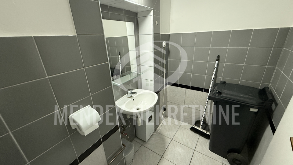 Poslovni prostor 36 m2, Varaždin, centar, najam