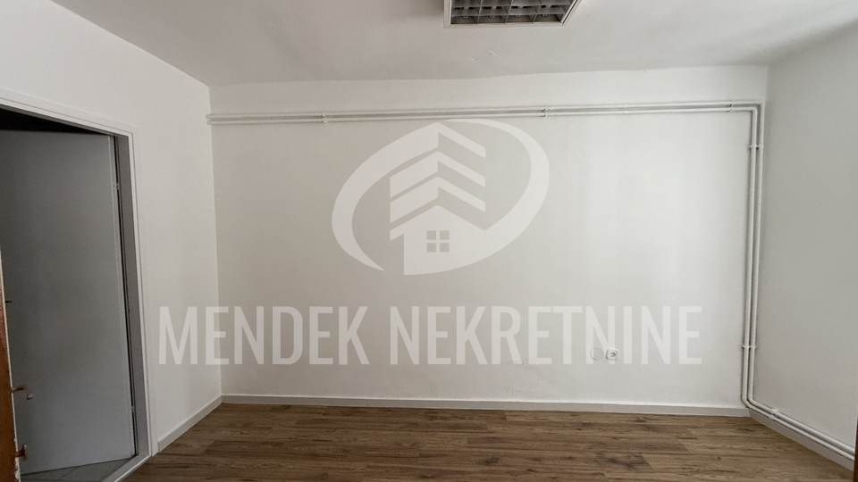 Poslovni prostor 36 m2, Varaždin, centar, najam