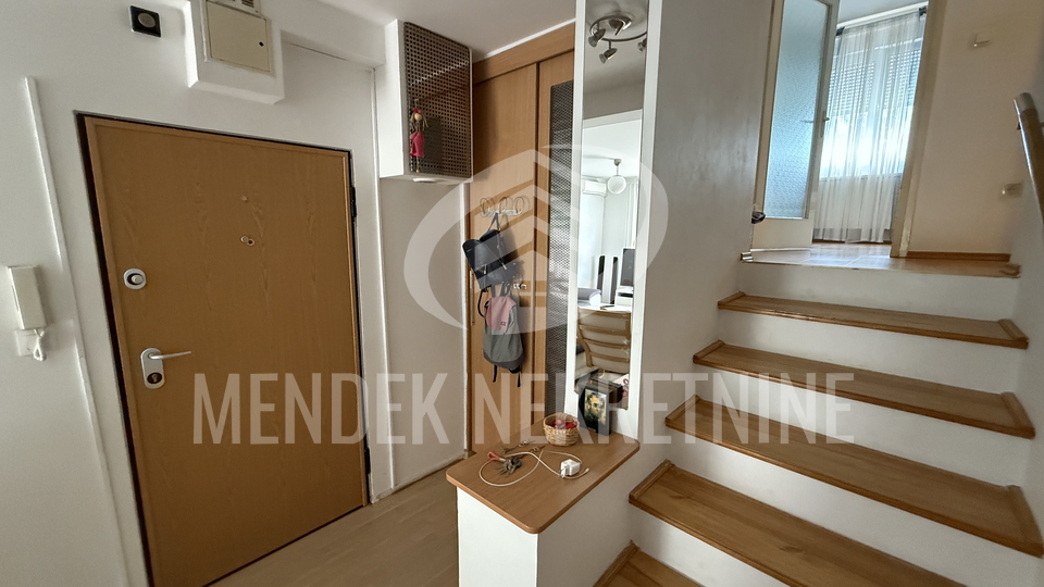 3 SOBAN STAN 65 m2, balkon, 2. kat, useljivo, Čakovec, Jug, najam