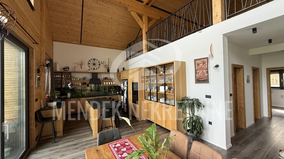 House&comma; 240 m2&comma; For Sale&comma; Vara&zcaron;din Breg