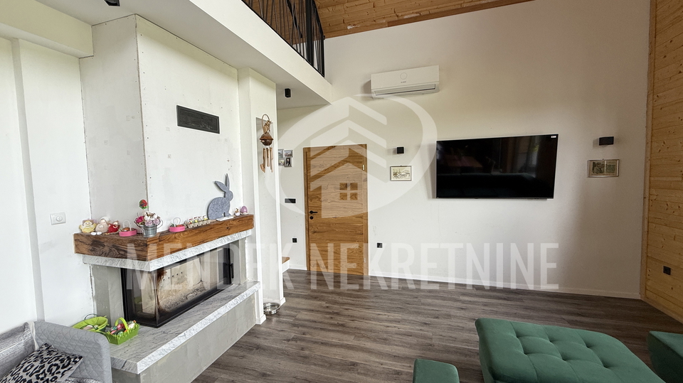 House&comma; 240 m2&comma; For Sale&comma; Vara&zcaron;din Breg