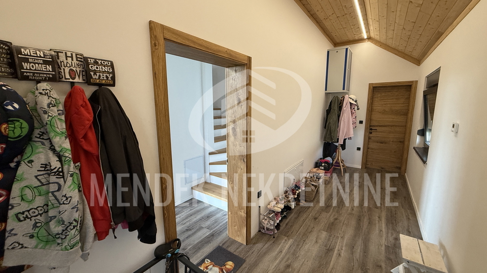 House&comma; 240 m2&comma; For Sale&comma; Vara&zcaron;din Breg