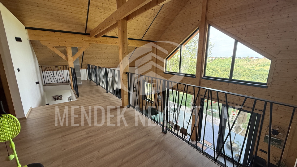 House&comma; 240 m2&comma; For Sale&comma; Vara&zcaron;din Breg