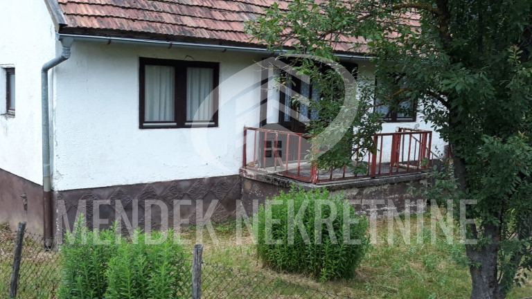 House&comma; 170 m2&comma; For Sale&comma; Plitvi&ccaron;ka Jezera - Li&ccaron;ko Petrovo Selo