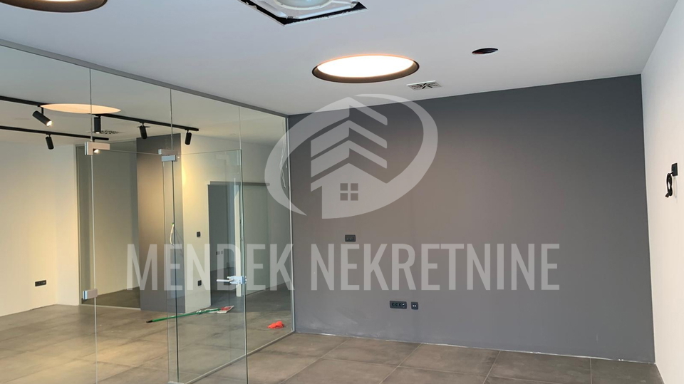 NAMJEŠTEN UREDSKI POSLOVNI PROSTOR 110 m2, VARAŽDIN