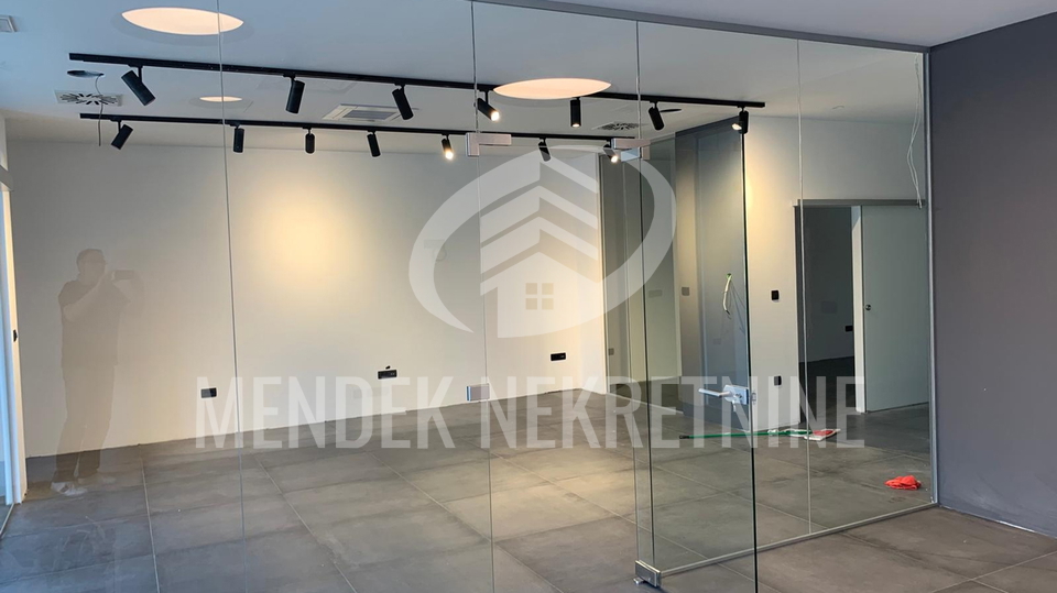 NAMJEŠTEN UREDSKI POSLOVNI PROSTOR 110 m2, VARAŽDIN