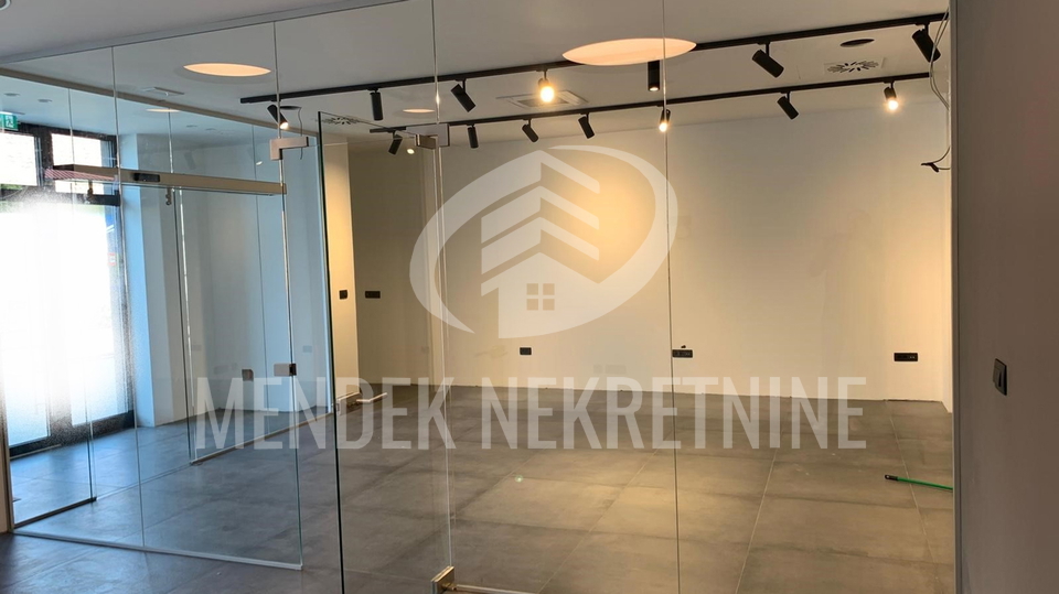NAMJEŠTEN UREDSKI POSLOVNI PROSTOR 110 m2, VARAŽDIN
