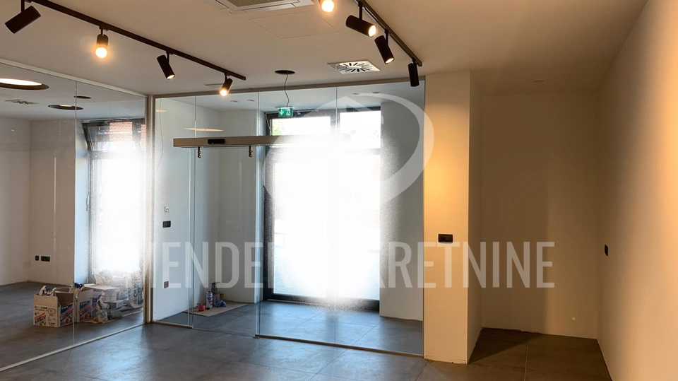 NAMJEŠTEN UREDSKI POSLOVNI PROSTOR 110 m2, VARAŽDIN