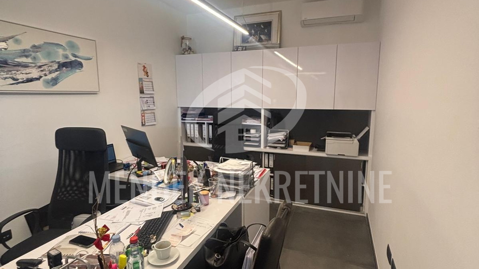 Commercial Property, 110 m2, For Sale, Varaždin - Vilka Novaka