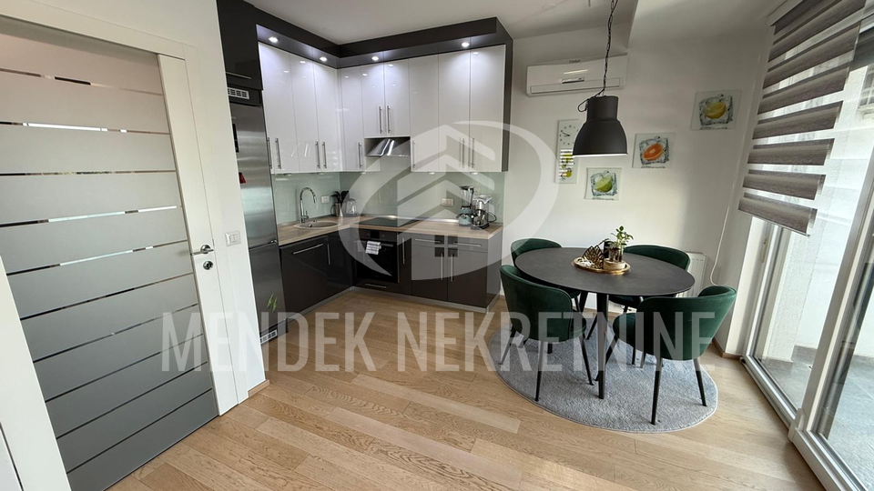Wohnung, 63 m2, Vermietung, Varaždin - Centar
