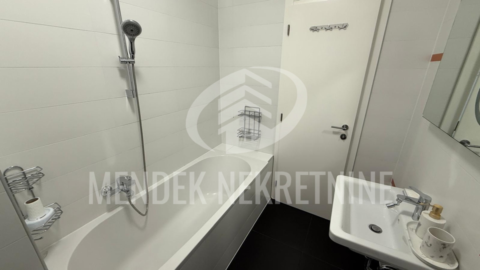 Wohnung, 63 m2, Vermietung, Varaždin - Centar