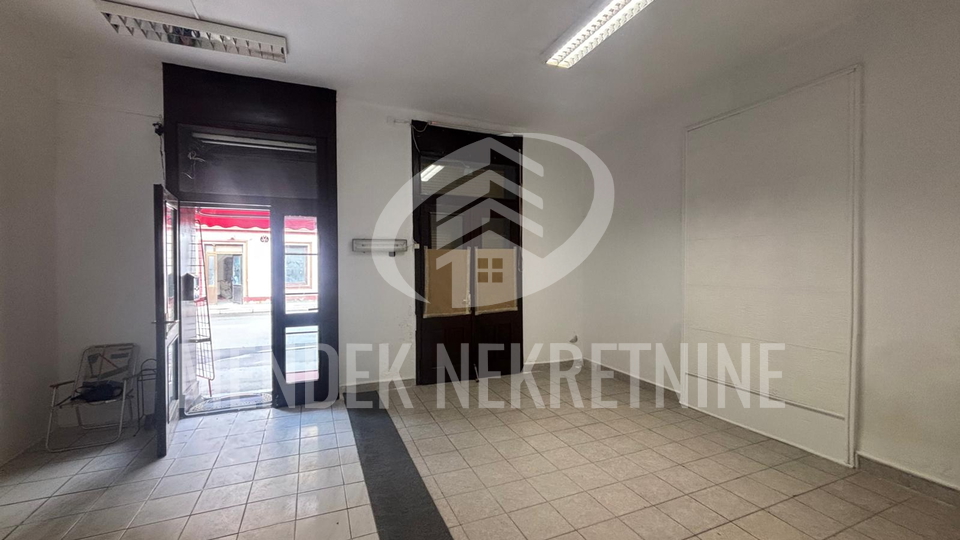 Poslovni prostor 47 m2, Varaždin, centar, najam
