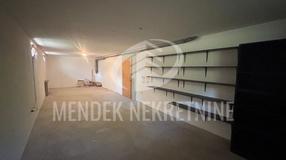 Haus, 200 m2, Verkauf, Varaždin - Centar