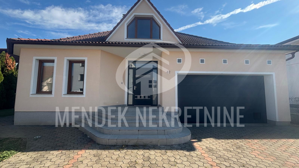 Haus, 200 m2, Verkauf, Varaždin - Centar
