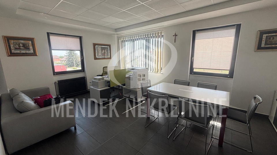 Commercial Property, 5000 m2, For Sale, Donje Ladanje
