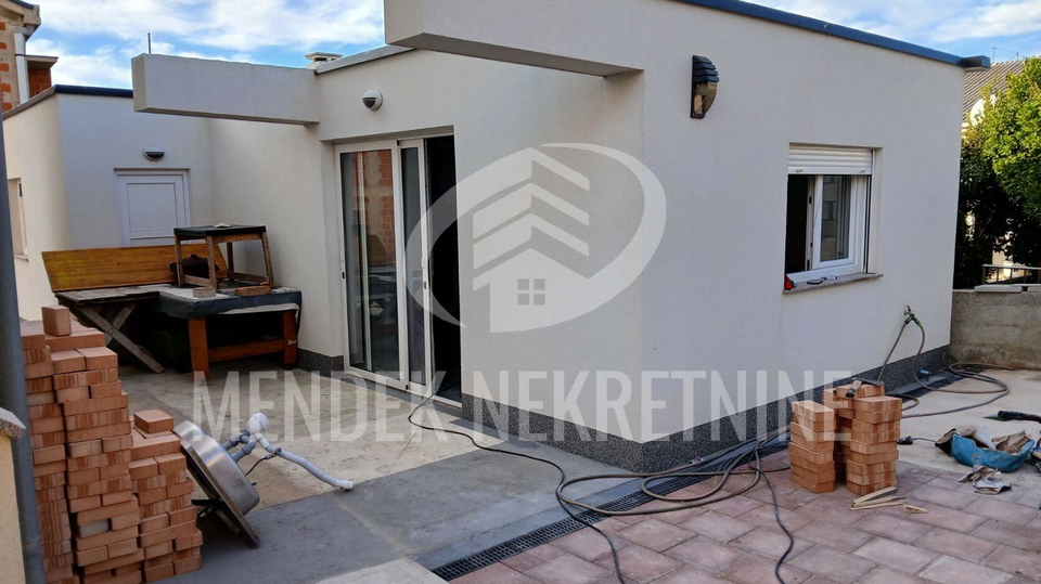 House, 250 m2, For Sale, Povljana