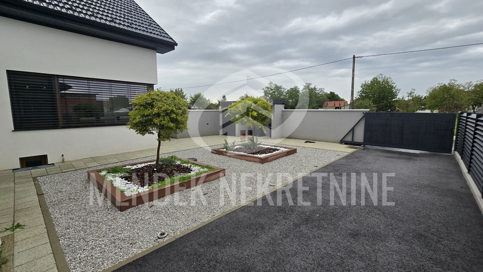 Casa, 280 m2, Vendita, Sračinec