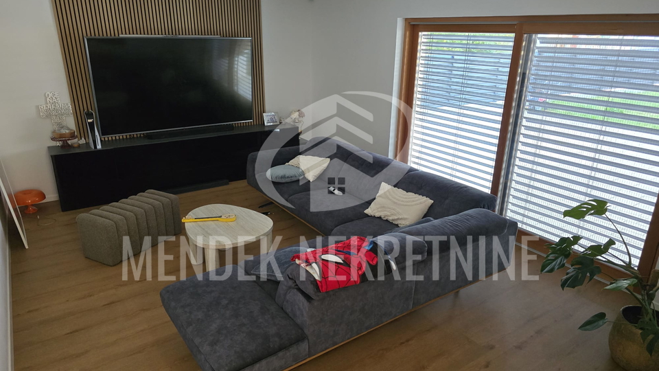 Casa, 280 m2, Vendita, Sračinec