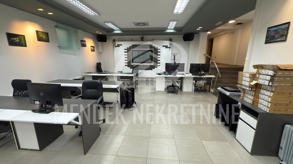 Va&scaron; novi ured bez kompromisa &ndash; 492 m&sup2; za zakup&comma; spremno za rad odmah