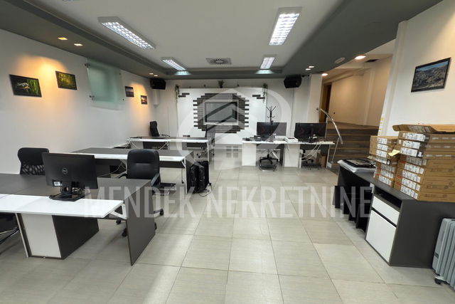 Vaš novi ured bez kompromisa – 492 m² za zakup, spremno za rad odmah