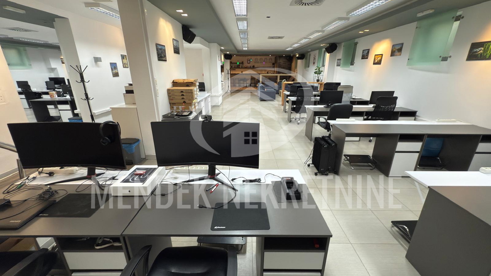 POSLOVNI PROSTOR 492 m2, BANFICA, VARAŽDIN, ZAKUP