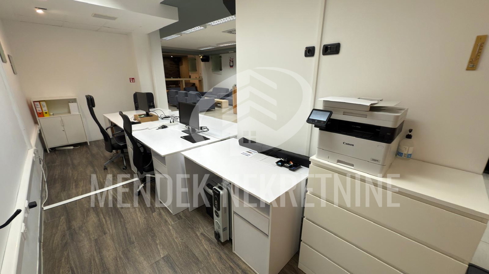 Va&scaron; novi ured bez kompromisa &ndash; 492 m&sup2; za zakup&comma; spremno za rad odmah