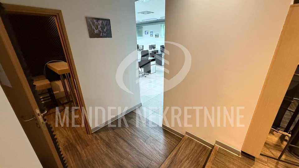 POSLOVNI PROSTOR 492 m2, BANFICA, VARAŽDIN, ZAKUP