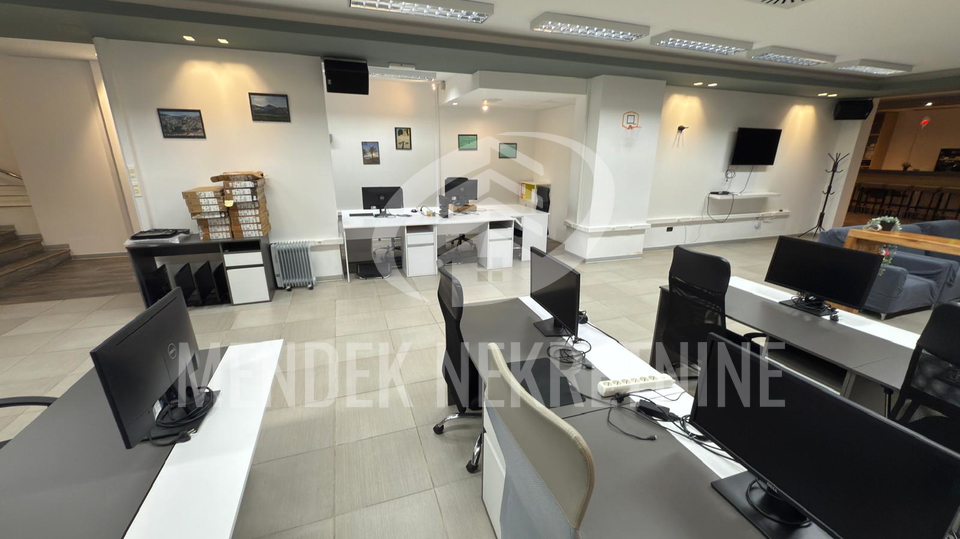 POSLOVNI PROSTOR 492 m2, BANFICA, VARAŽDIN, ZAKUP