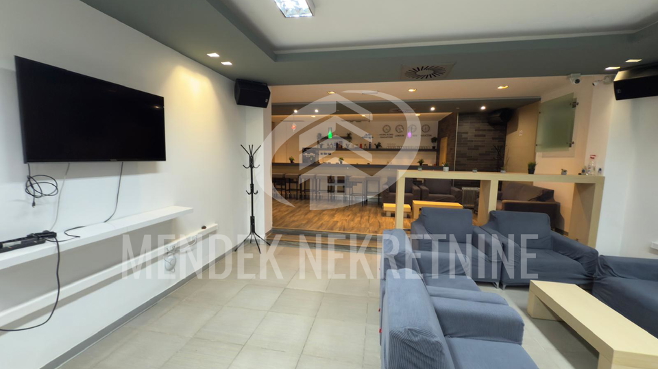 POSLOVNI PROSTOR 492 m2, BANFICA, VARAŽDIN, ZAKUP