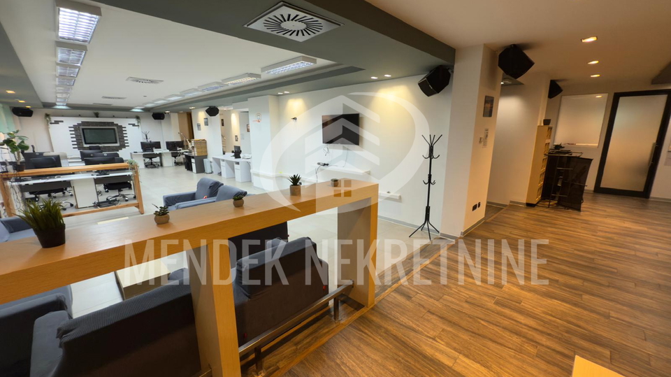 POSLOVNI PROSTOR 492 m2, BANFICA, VARAŽDIN, ZAKUP