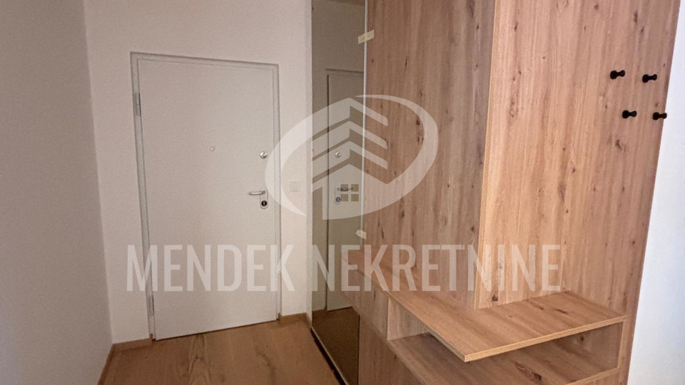 Appartamento, 113 m2, Affitto, Varaždin - Centar