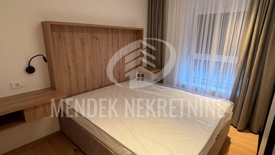 Appartamento, 113 m2, Affitto, Varaždin - Centar