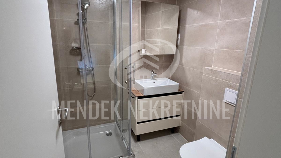 Appartamento, 113 m2, Affitto, Varaždin - Centar