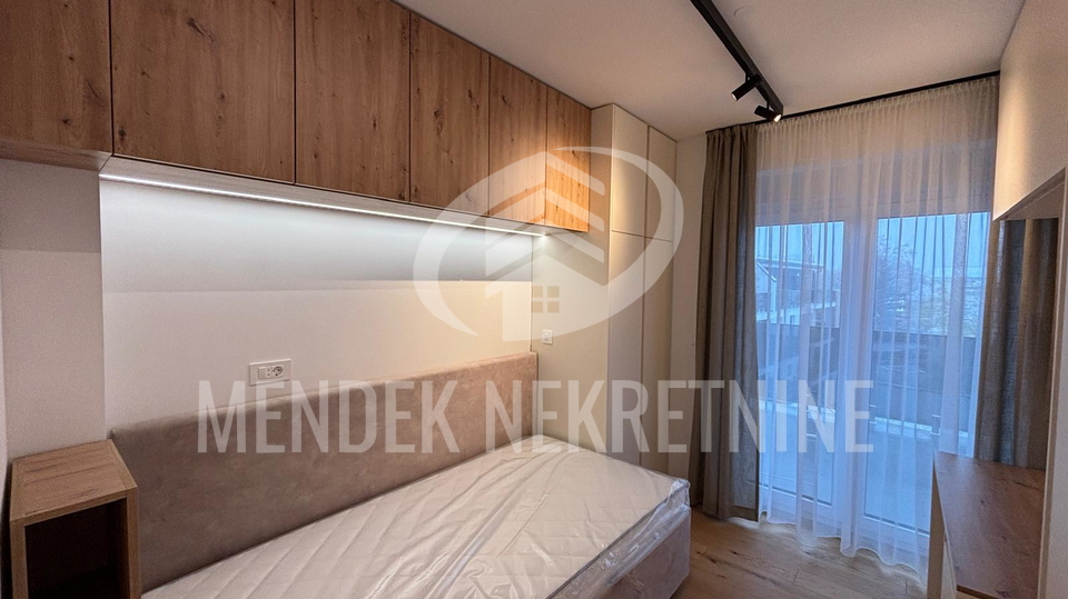 Appartamento, 113 m2, Affitto, Varaždin - Centar