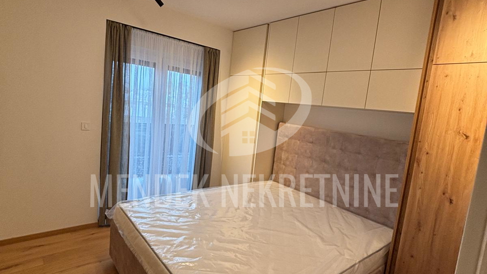 Appartamento, 113 m2, Affitto, Varaždin - Centar