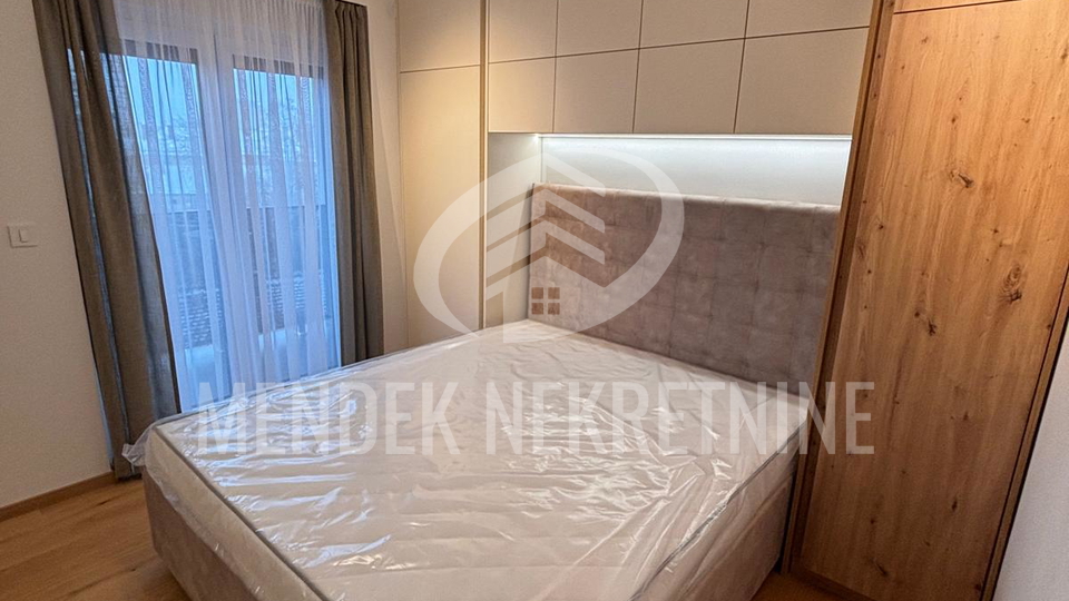 Appartamento, 113 m2, Affitto, Varaždin - Centar