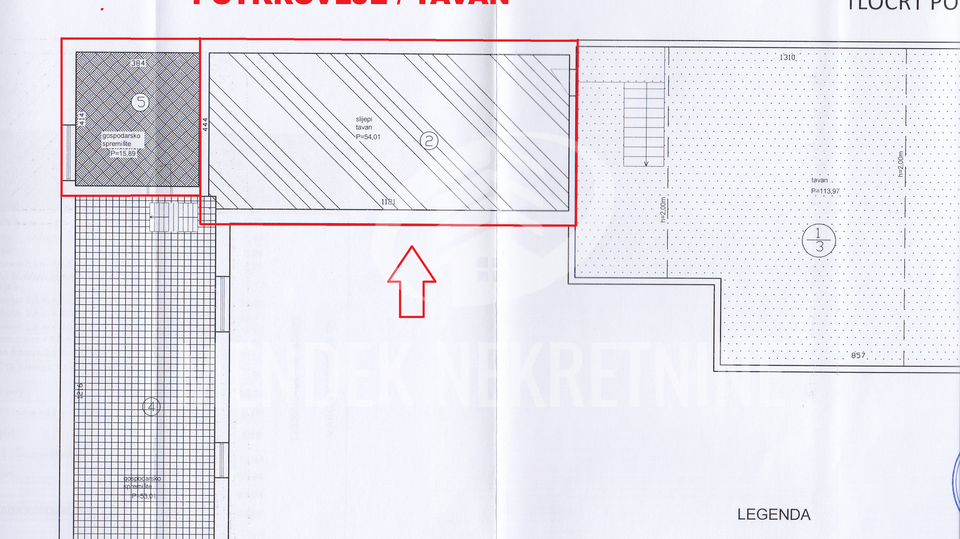 Stanovanje&comma; 130 m2&comma; Prodaja&comma; Vara&zcaron;din - Banfica